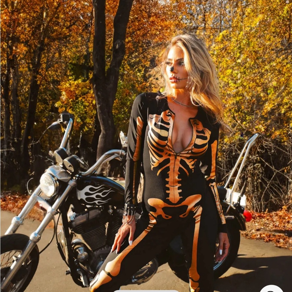 Gypsy elves skeleton suit - one zip- in L